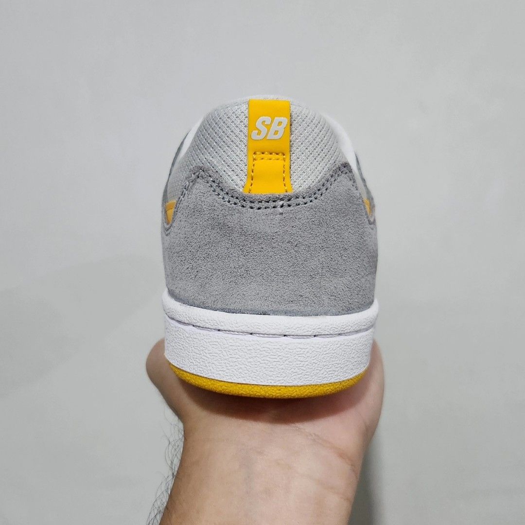 nike sb alleyoop yellow