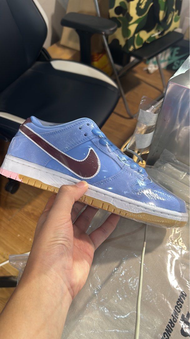 nike sb dunk phillies