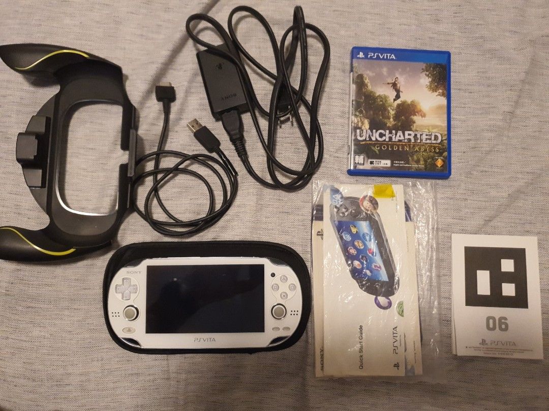 PS VITA OLED WHITE bundle, Video Gaming, Video Game Consoles