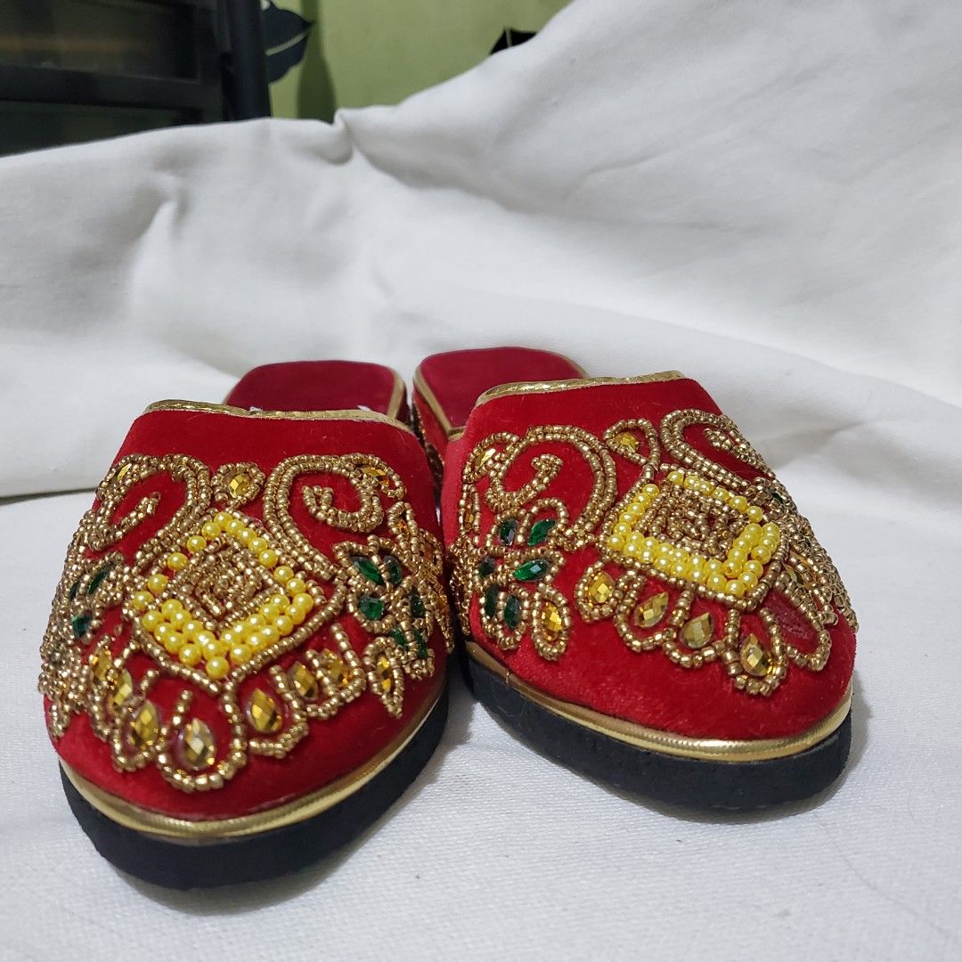 Red Beaded Half Slipper Shoes (Category: Flats & Sandals) located in Quezon City. Submitted by thriftygrey (Listing ID 1305434727, Image 2). Description: .