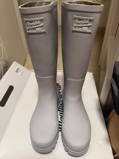 （分類：）位於 。 由 ashleyhyun 提交（商品編號 1304550208，圖片 1）。簡介： 。