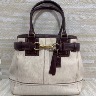 RUSH SALE | 100% Original Coach Hamptons Book Tote | Hand | Purse | Top Handle | Office Bag | White Brown | Authentic | US USA | Not Karl Lagerfeld Kate Spade Lacoste Marc Jacobs Michael Kors MK Steve Madden Tory Burch | Rare | Vintage | Pasalubong | Pay
