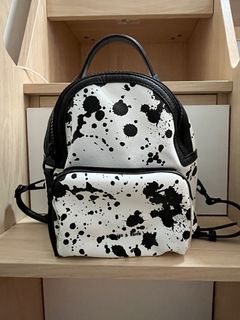 （分類：）位於 。 由 katiehee 提交（商品編號 1305360643，圖片 1）。簡介： 。