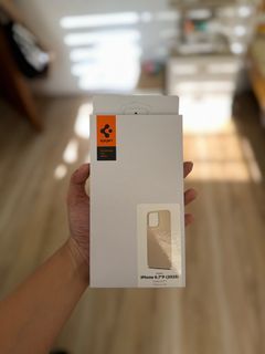 Spigen iPhone 15 Pro Max Case Thin Fit