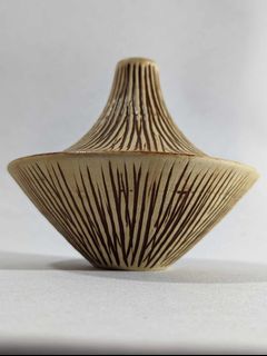 Stoneware Ikebana Vase with Incised Lines