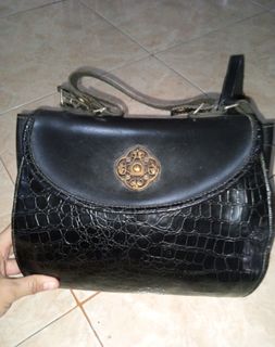 (Kategori: ) berada di . Dikirim oleh seroke (ID iklan 1305313755, Gambar 1). Deskripsi: .