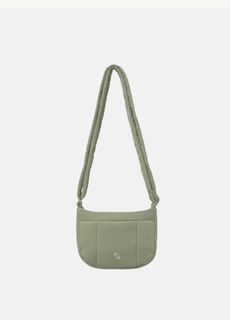 (Category: ) located in . Submitted by shopstoomuch (Listing ID 1305467932, Image 1). Description: .