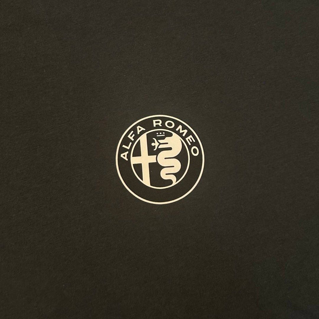 Uniqlo Alfa Romeo Shirt (Category: Tshirts & Polo Shirts ) located in Quezon City. Submitted by danahmaniego (Listing ID 1305436607, Image 3). Description: uniqlo alfa romeo shirt large mens 21 x 28.