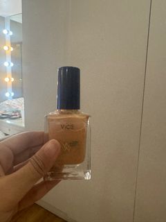 (Category: ) located in . Submitted by destashingmycloset (Listing ID 1305367008, Image 1). Description: .