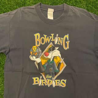 Vintage 1999 Looney Tunes Sylvester the Cat & Tweety Bird Bowling for Birdies Shirt