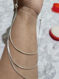 white gold necklace or silver necklace