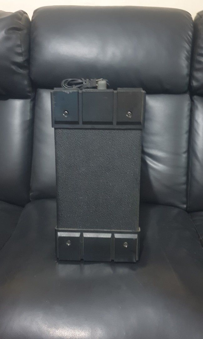 Yamaha VX10 Guitar Amp, Black (Category: Soundbars, Speakers & Amplifiers) located in Marilao. Submitted by khilluwa (Listing ID 1305422337, Image 2). Description: Yamaha VX10 Guitar Amp, Black Amplifier (Japan Surplus) like new Best for practice amplifier, It is equipped with a gain control that handles everything from clean to distortion. It also has a headphone jack for producing sound to headphones. It is truly an amplifier that looks like it