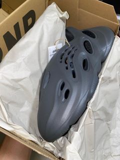 (Category: ) located in . Submitted by sneakerfella (Listing ID 1305425212, Image 1). Description: .