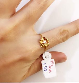 18k Saudi Gold Flower Ring S7.5