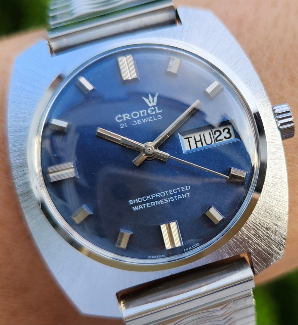 Cronel watch company shop
