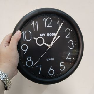 Affordable Wall Clock for only php 350