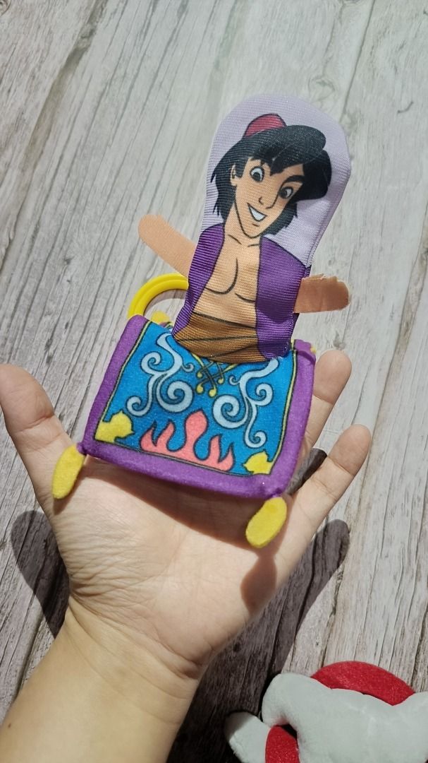 [ FREE ] Aladdin Singapore Airlines Disney Princess finger puppet ...