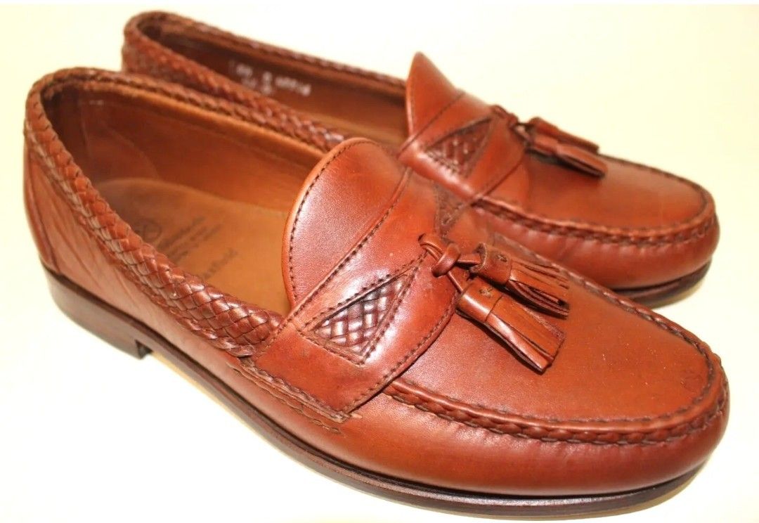 Allen Edmonds Maxfield full grain leather chilli tassel loafer. 8.5D Men s Fashion Footwear Dress Shoes on Carousell