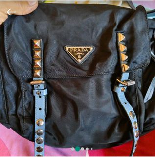 (Category: ) located in . Submitted by luckygel (Listing ID 1305633197, Image 1). Description: .