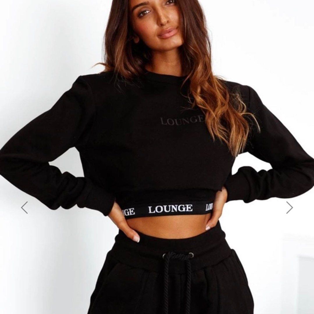 BNWT Lounge Underwear Apparel Cropped Sweatshirt Set in Black (Category: Sets or Coordinates) located in Singapore. Submitted by vougeaura (Listing ID 1305569963, Image 1). Description: no trades/ nego.