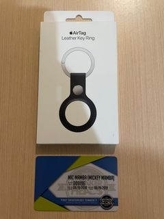 Brand new/sealed and below SRP Apple AirTag Leather Key Ring Midnight from Power Mac Center
