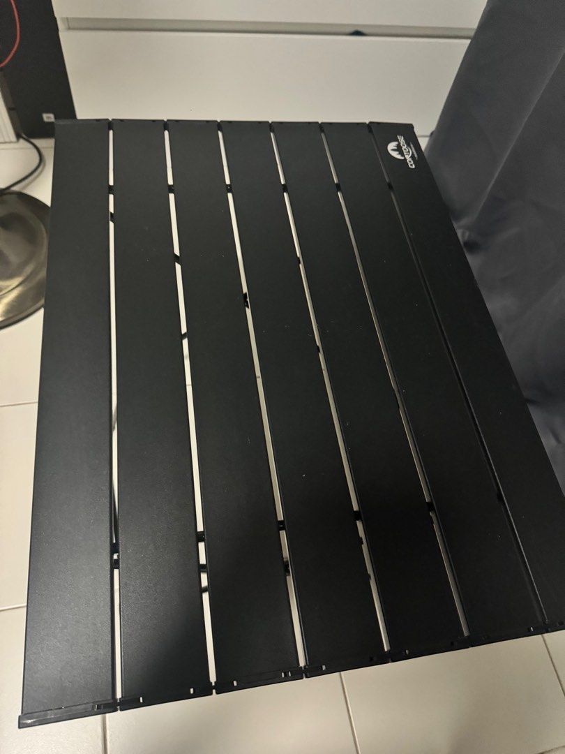 Camping Table (Category: Hiking & Camping) located in Singapore. Submitted by JedIsYerMaster (Listing ID 1305600313, Image 3). Description: Camping table for sale!! RFS: got new one.