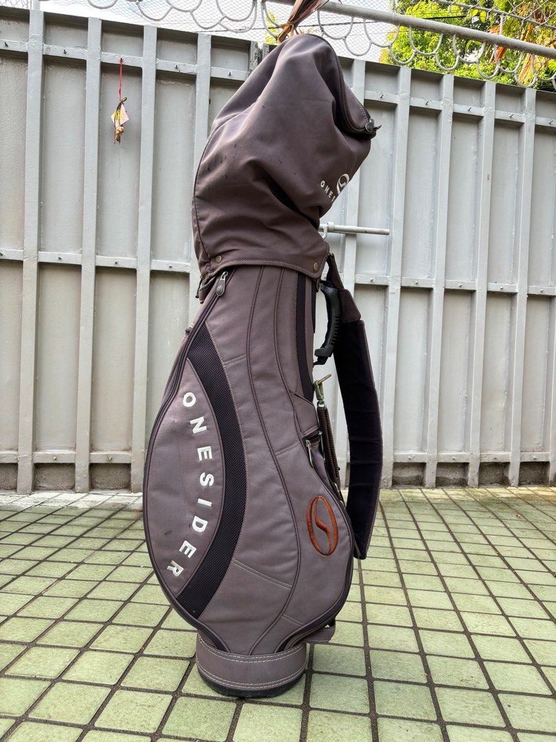 Complete Maruman Golf Set for Mens (Category: Golf) located in Manila. Submitted by eclipse58 (Listing ID 1305502465, Image 2). Description: COMPLETE Maruman Big Win Golf Set ✅️ 3-9 Irons, Pitching Wedge & Sand Wedge ✅️ King Cobra Driver, King Cobra 3 & 4 Woods ✅️ Putter & Onesider Golf Bag ✅️ Original Maruman Steel Shaft & Grips ✅️ Very good condition & NO ISSUES Selling Price: 6,500 Location: Quezon City.