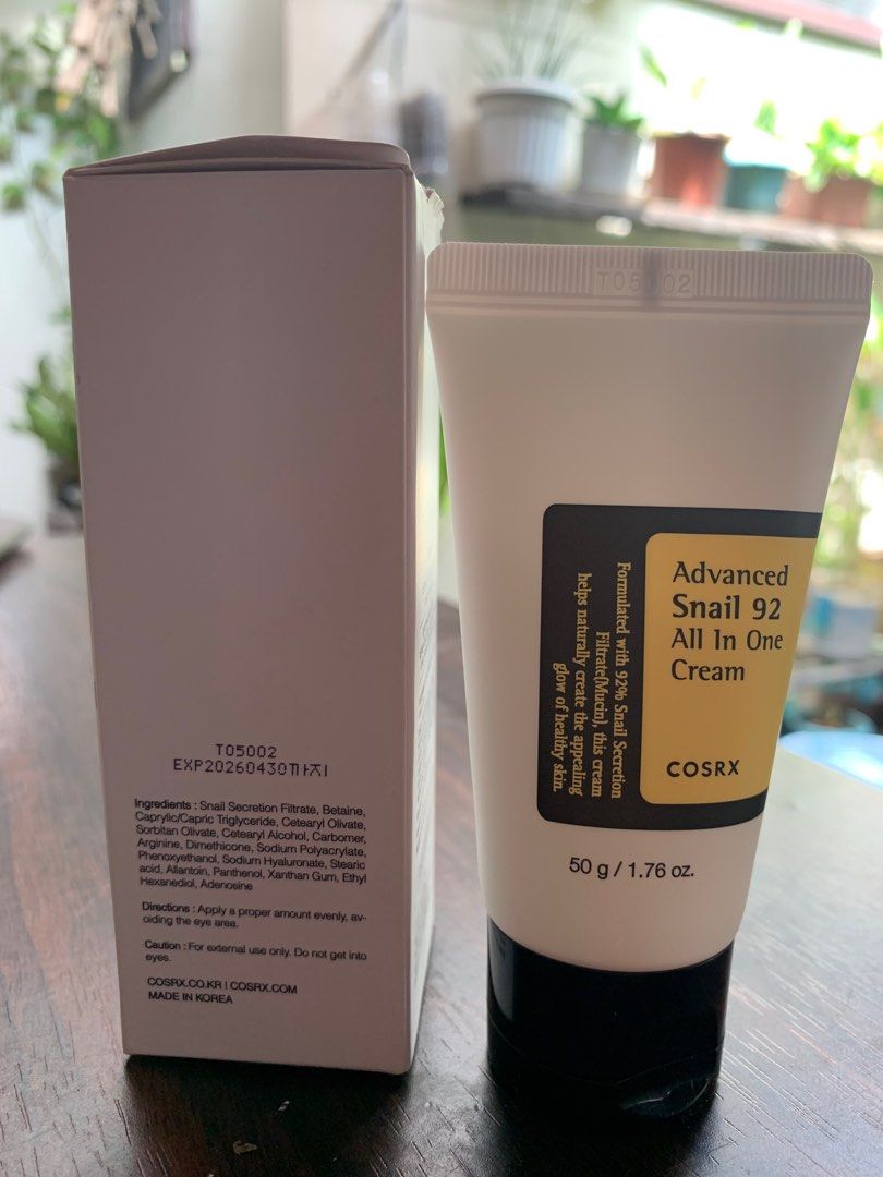 COSRX Advanced Snail 92 All in One Cream (Category: Face Care) located in Dasmarinas. Submitted by gothic_biatch (Listing ID 1305539946, Image 3). Description: 🌷 bought for 339 at orange app (official store) 🌷 twice used lang, 2 pea-sized amount lang nabawas 🌷 expiry date: 04/2026 🌷 rfs: di hiyang sa skin ko.