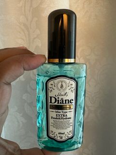 (Category: ) located in . Submitted by my.bubbles.preloved (Listing ID 1305578237, Image 1). Description: .