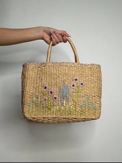 Floral embroidered picnic basket