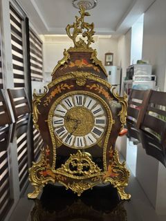 Grand Clock! Wow! Look at this beauty! Amazing!