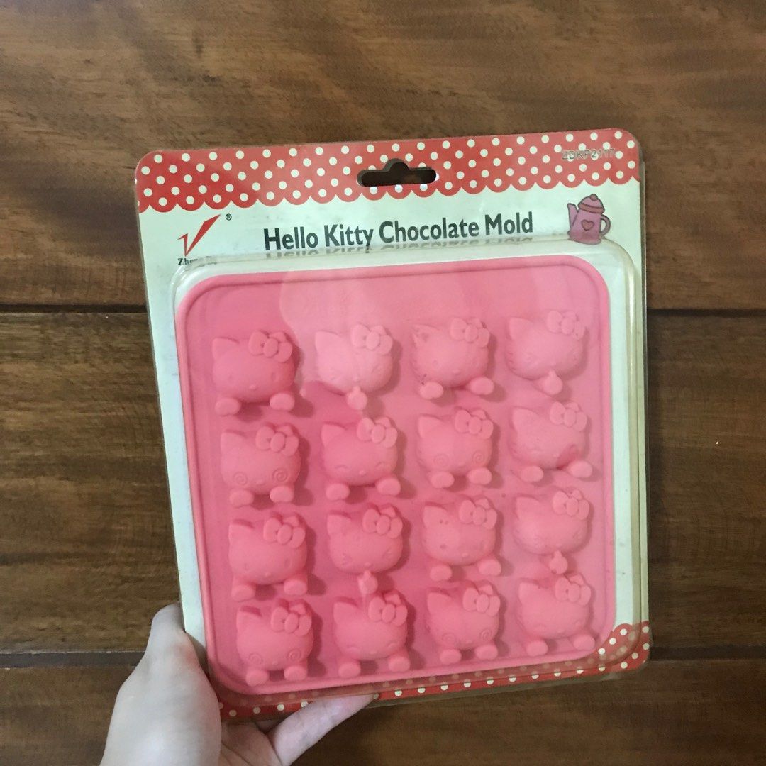 Hello Kitty Chocolate Mold (Category: Bakeware) located in Caloocan City. Submitted by wearweare (Listing ID 1305576686, Image 1). Description: .