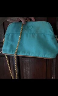 (Category: ) located in . Submitted by uptrendglam (Listing ID 1305606247, Image 1). Description: .