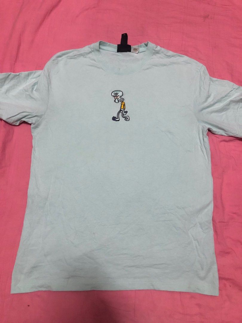 H&M squidward shirt (Category: Tshirts & Polo Shirts ) located in Baguio. Submitted by donafaye (Listing ID 1305503082, Image 1). Description: H&M squidward shirt Small on tag Signs of usage Ang cute.