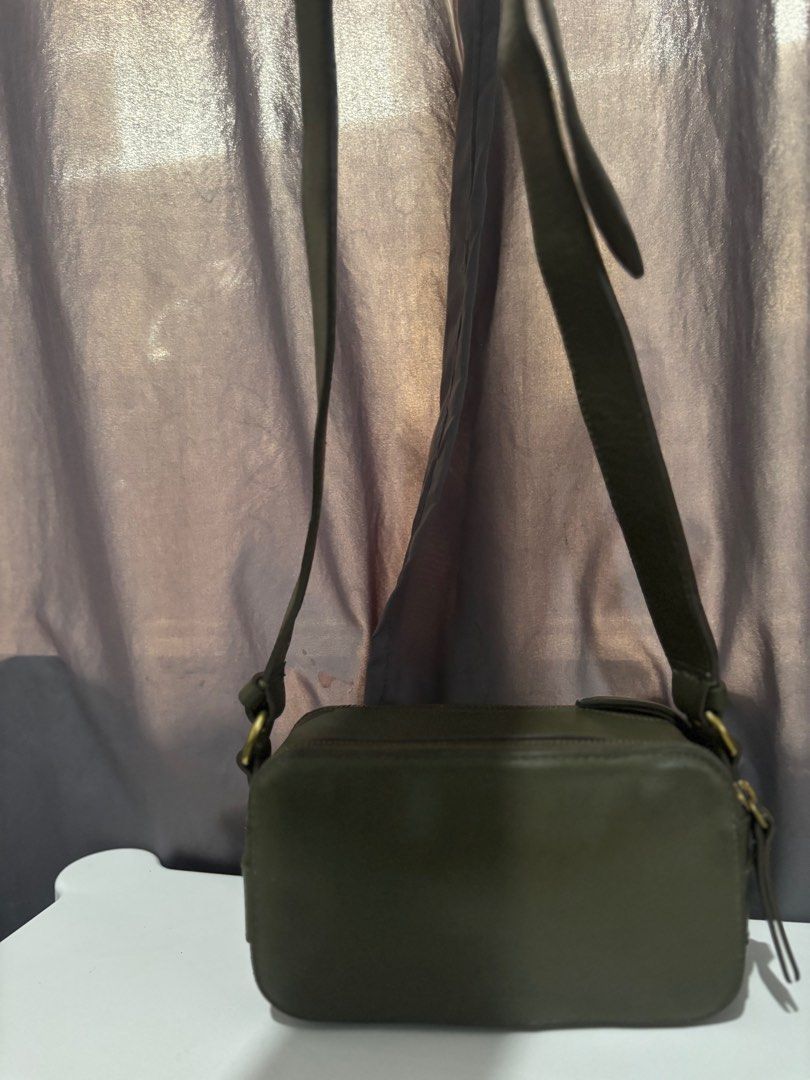 Mossimo Dutti Camera Sling Bag