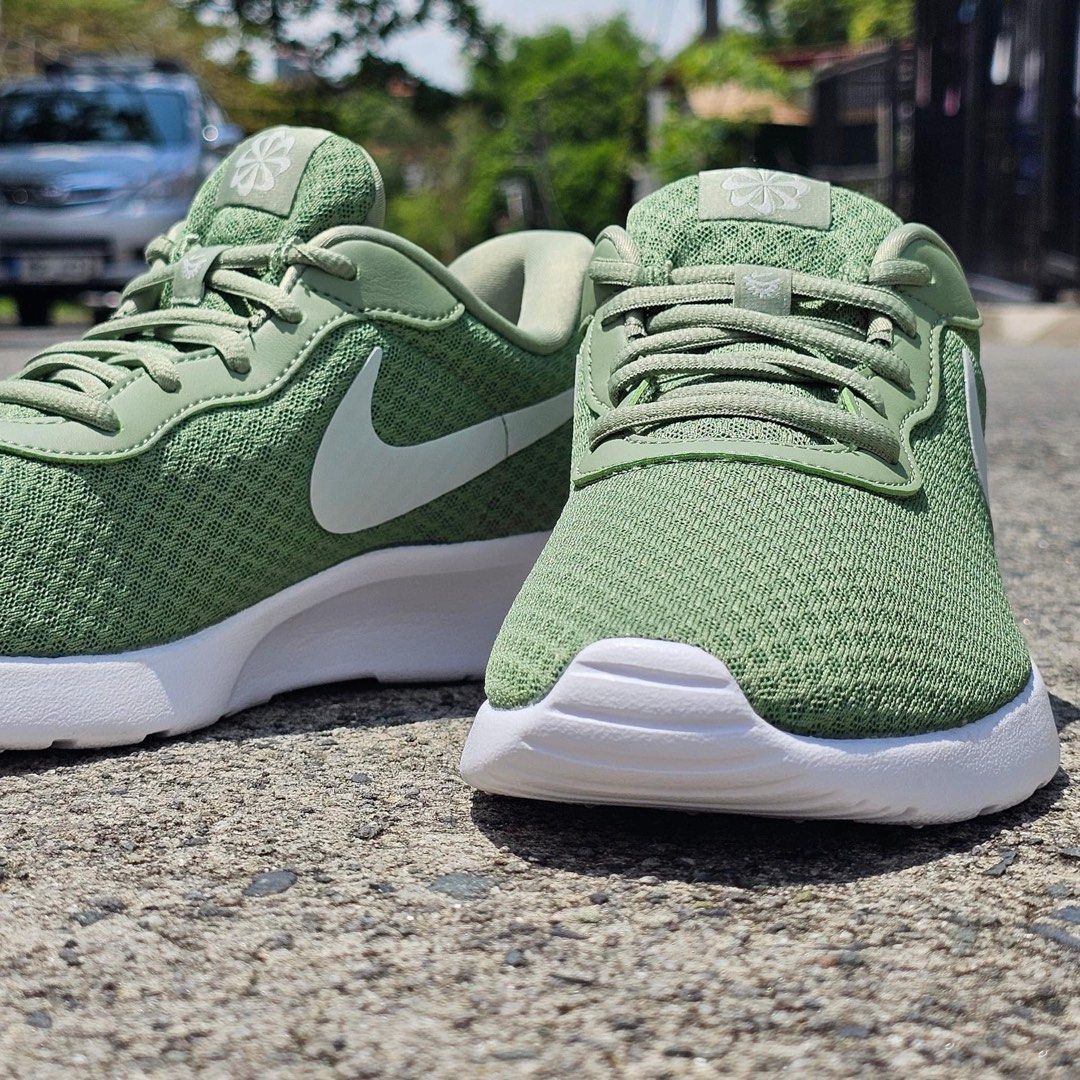 NIKE TANJUN EASYON OIL GREEN Men s Fashion Footwear Sneakers on Carousell