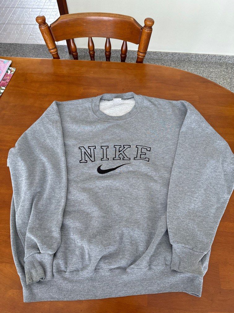 nike vintage sweater grey