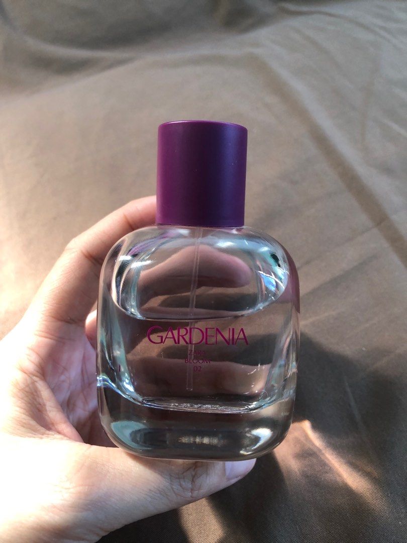 Original Zara Gardenia Perfume (Category: Fragrance & Deodorants) located in Samal. Submitted by TheSecondChanceShop (Listing ID 1305498610, Image 3). Description: 90ml An intoxicating amber floral fragrance that’s perfect for Autumn, Zara’s Gardenia scent is often compared to Yves Saint Laurent’s Black Opium for its notes of white flowers, vanilla and jasmine. .