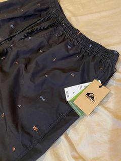 Quiksilver brand new board shorts