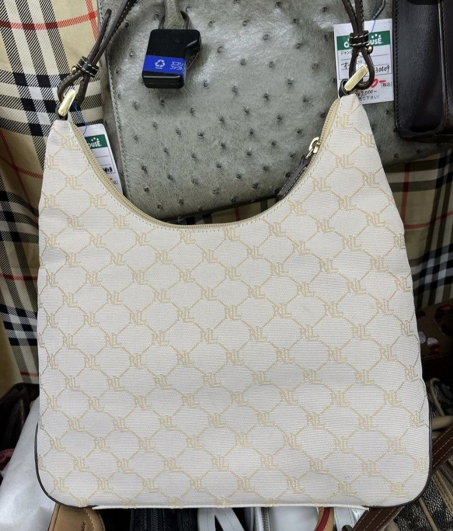 RL RALPH LAUREN SHOULDER BAG (Category: Luxury Bags & Wallets) located in Las Pinas. Submitted by tanmaine (Listing ID 1305539071, Image 1). Description: JAPAN SOURCE BAG ONHAND AND READY TO SHIP 100% AUTHENTIC GUARANTEED.