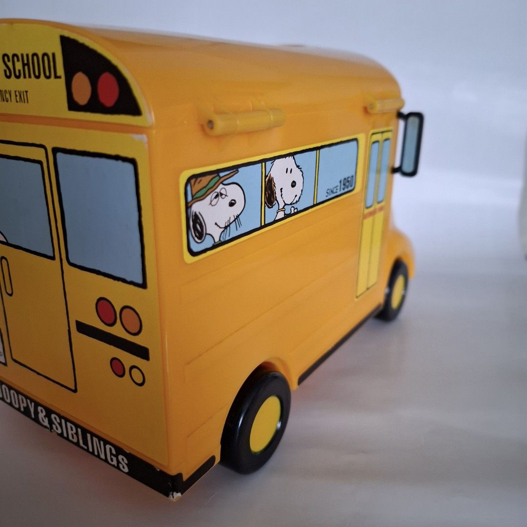 Snoopy School Bus Carrier Storage Case, Hobbies & Toys, Collectibles ...
