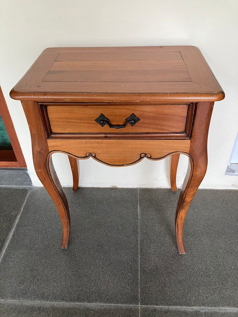 Solid wood table (Category: Tables & Sets) located in Singapore. Submitted by five6seven8 (Listing ID 1305622912, Image 1). Description: Solid wood table DM for dimensions .