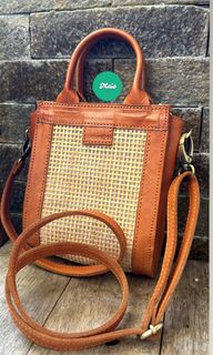 (Kategori: ) berada di . Dikirim oleh maio_newandpreloved (ID iklan 1305553211, Gambar 1). Deskripsi: .