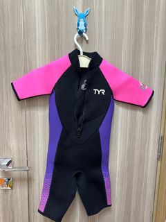 （分類：）位於 。 由 arieslaii 提交（商品編號 1305660775，圖片 1）。簡介： 。