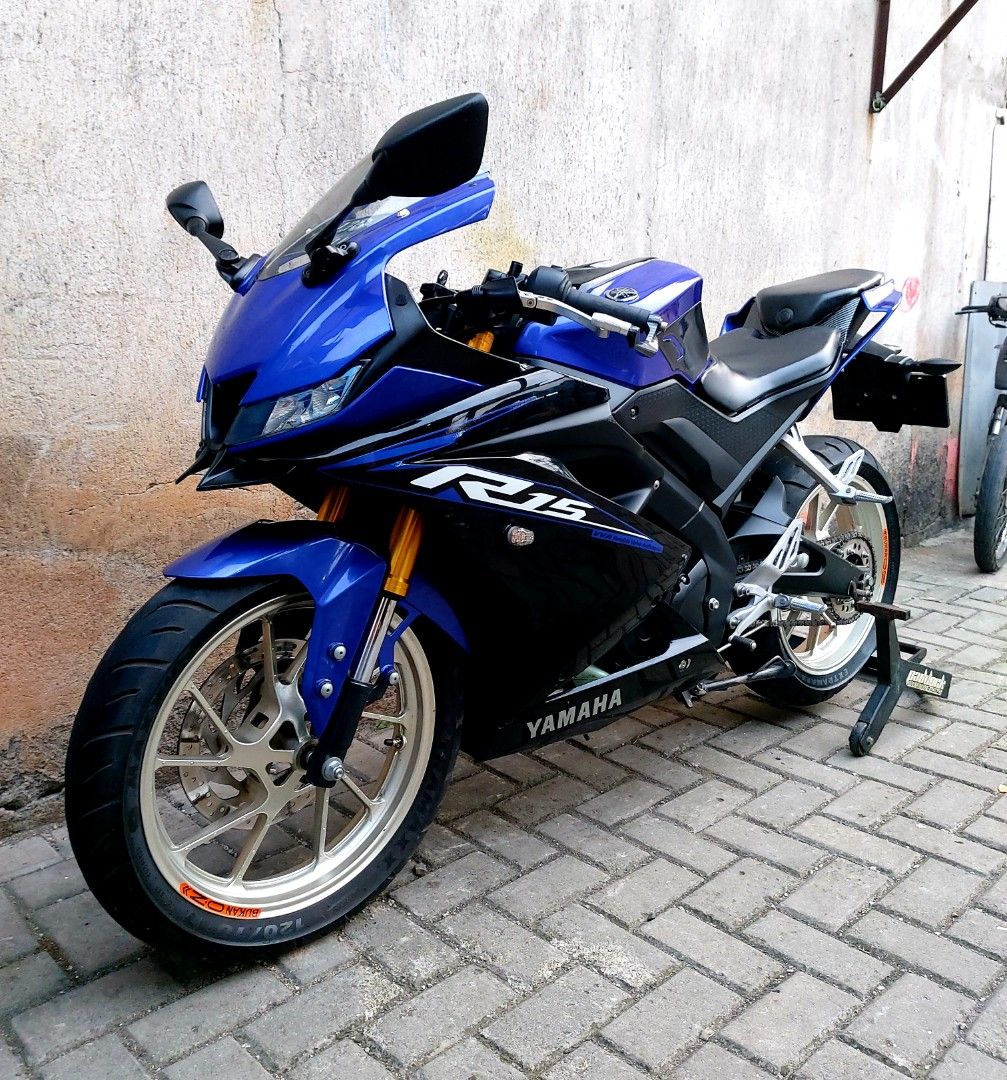 Yamaha R15 v3 2019, Motor di Carousell
