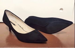 Zara Women Suede Shoes - Kitten heels
