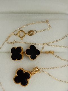 18k Gold Black VCA Necklace & Earrings