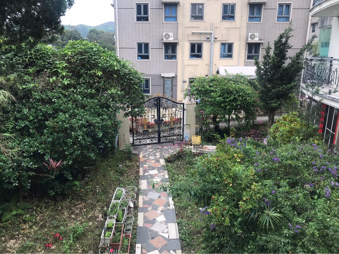 （分類：）位於 。 由 sellerqb 提交（商品編號 1305796222，圖片 1）。簡介： 。
