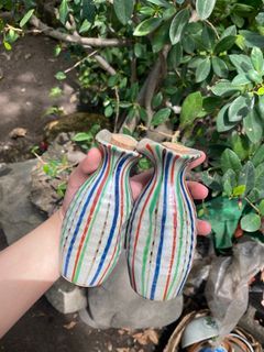 2 small vases