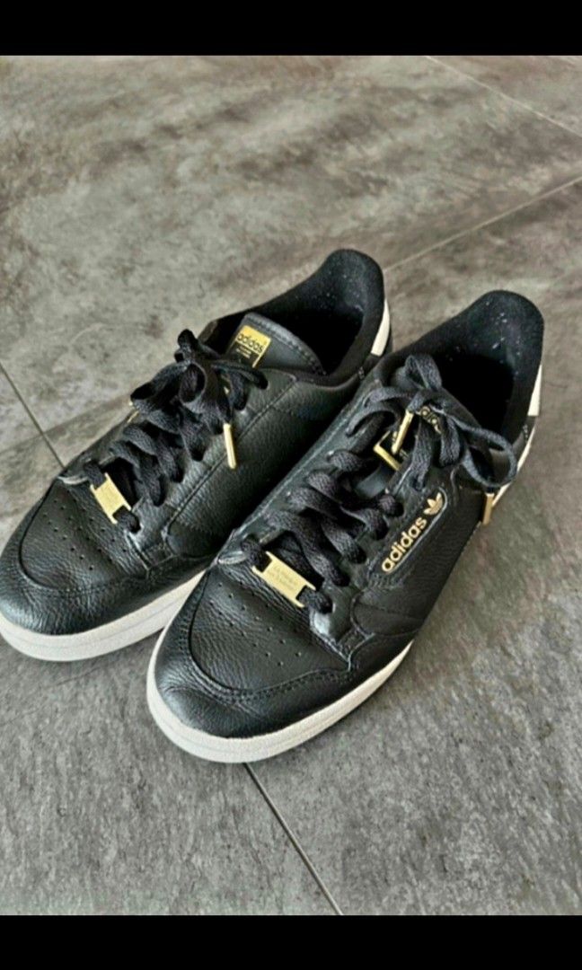 Adidas Continental Black Gold Size US9 UK 8 27cm. Used likely